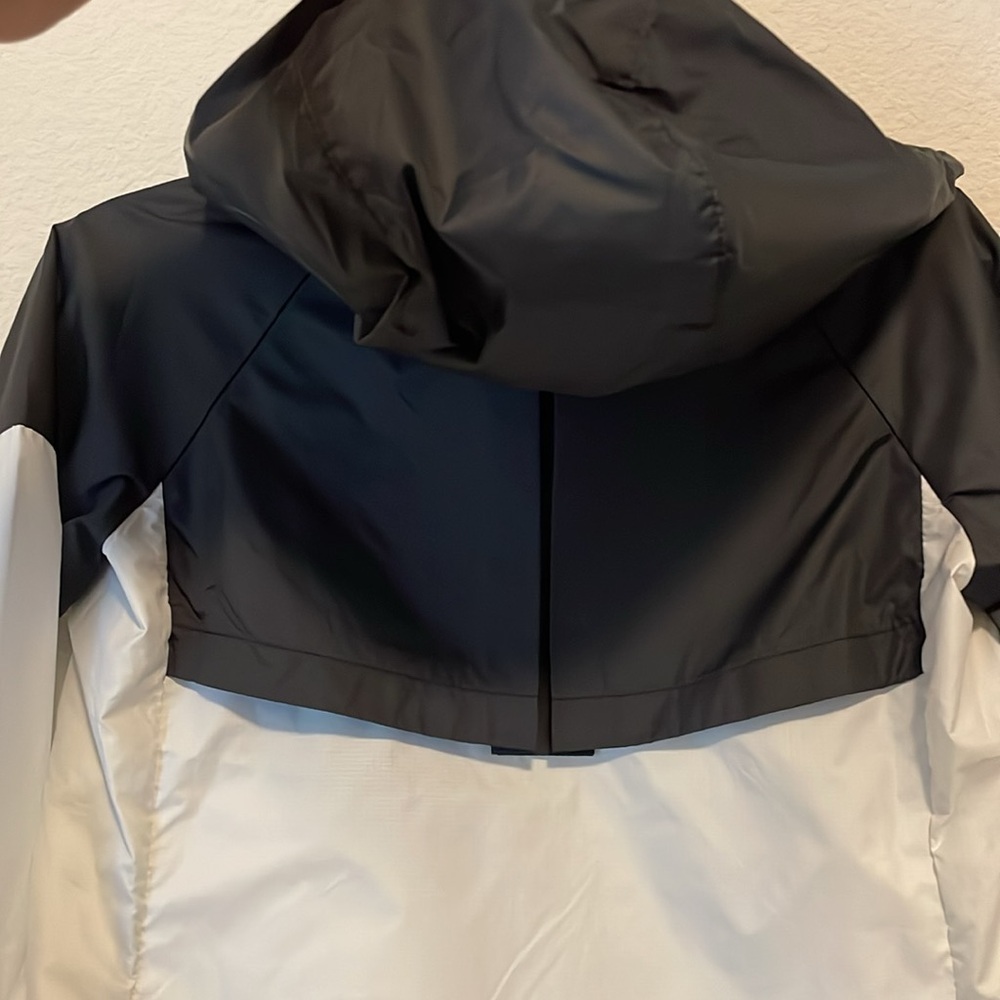 Kids’ Nike Jacket - Picture 8 of 8